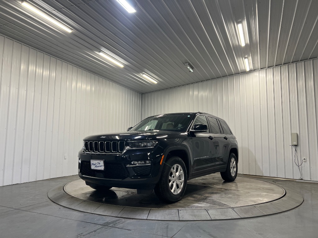2023 Jeep Grand Cherokee Limited - Main Image