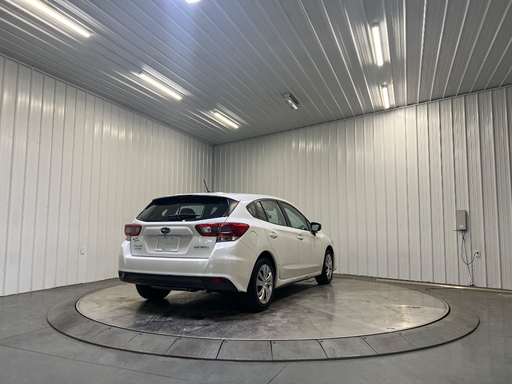 2022 Subaru Impreza Base - Image 3