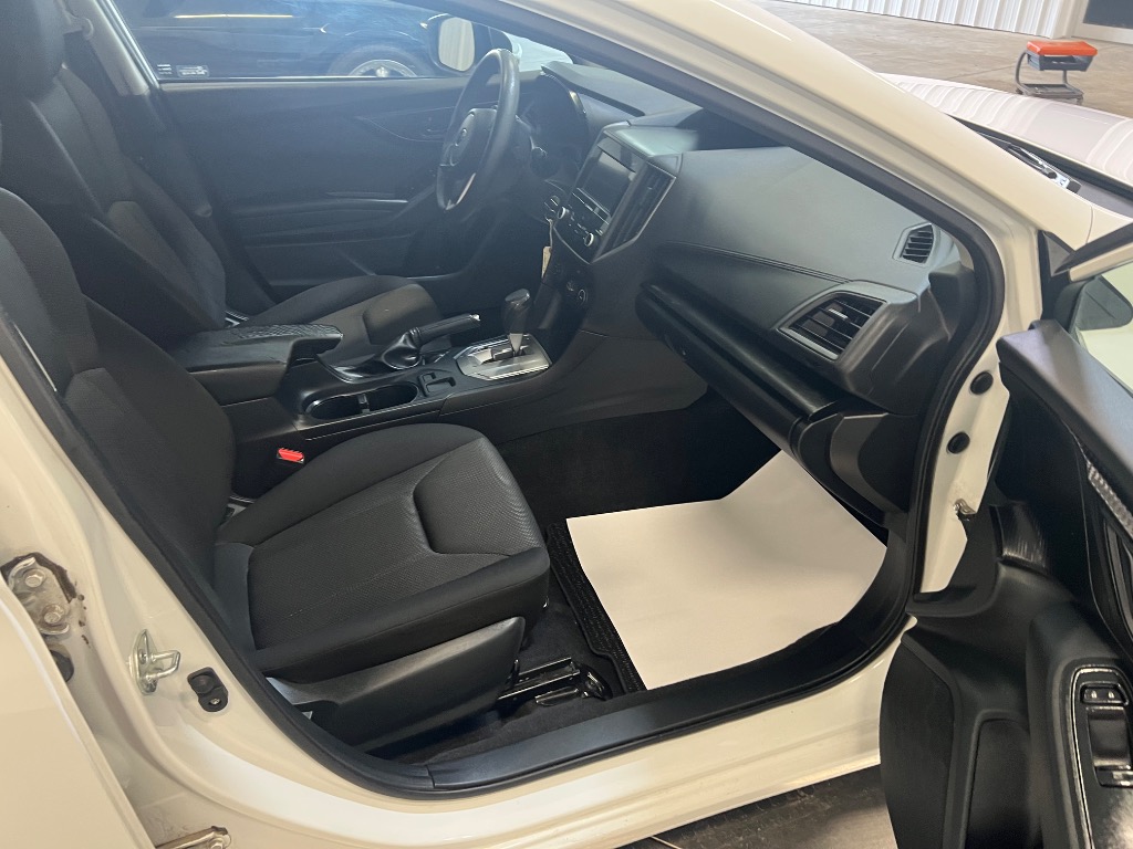 2022 Subaru Impreza Base - Photo 14