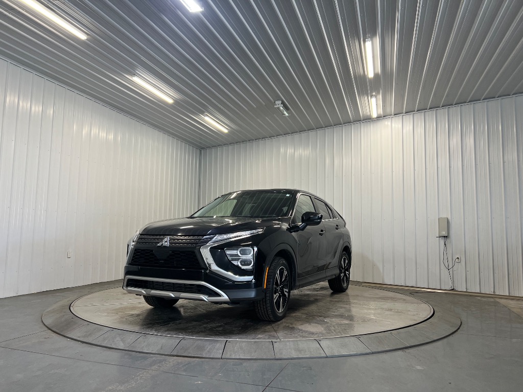2024 Mitsubishi Eclipse Cross's photo
