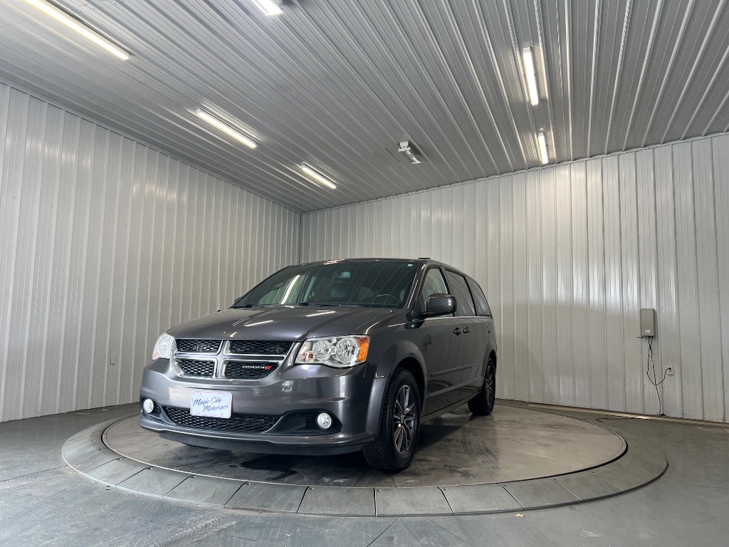 2017 Dodge Grand Caravan SXT's photo