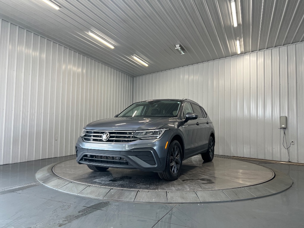 2023 Volkswagen Tiguan 2.0T SE 4Motion's photo