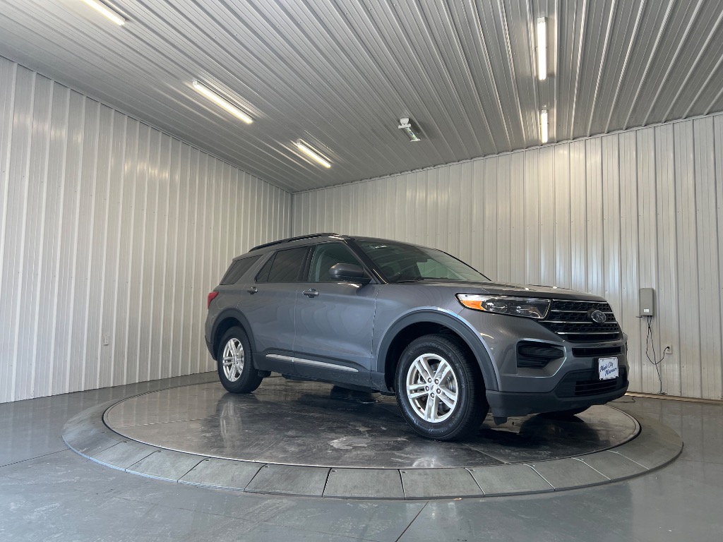 2022 Ford Explorer XLT - Image 3