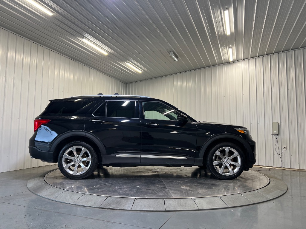 2020 Ford Explorer Platinum - Image 2