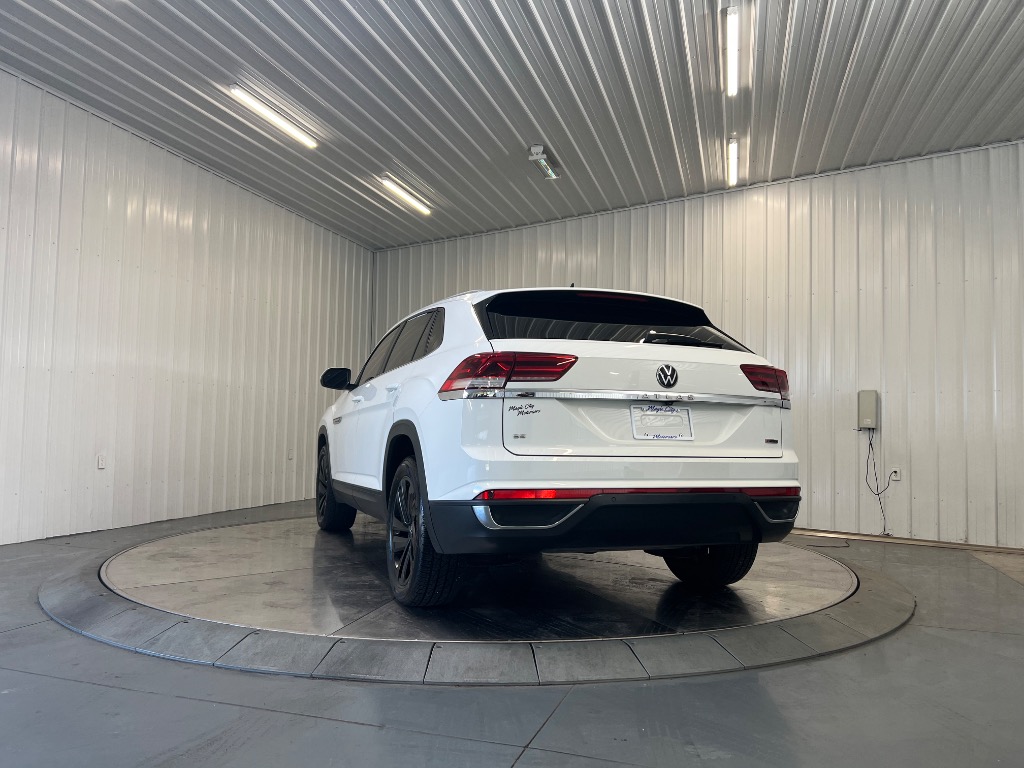2022 Volkswagen Atlas Cross Sport SE w/Tech - Photo 7