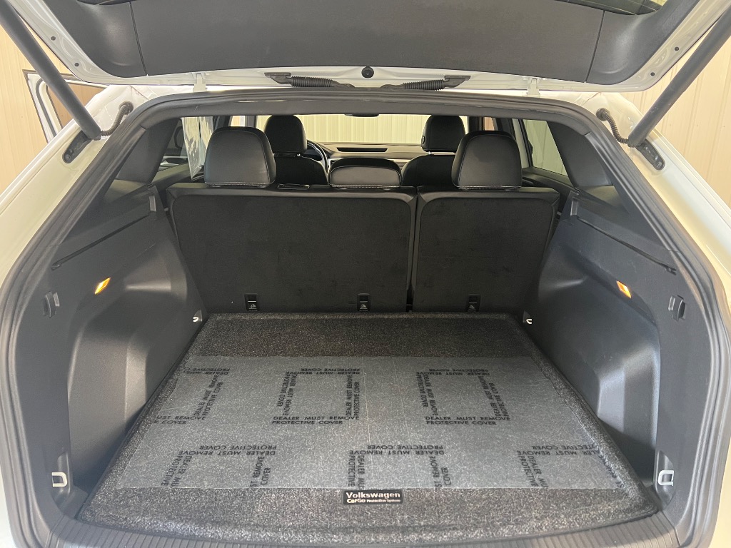 2022 Volkswagen Atlas Cross Sport SE w/Tech - Photo 13