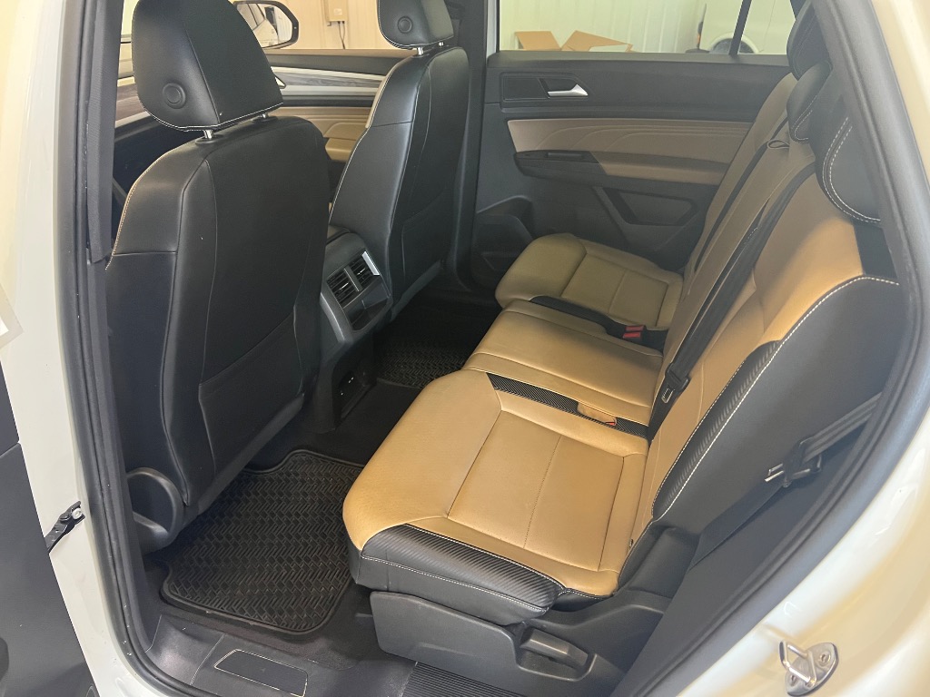 2022 Volkswagen Atlas Cross Sport SE w/Tech - Photo 12