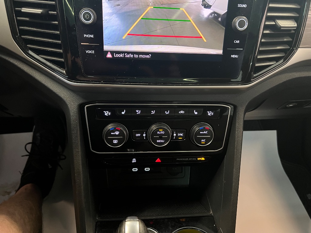 2022 Volkswagen Atlas Cross Sport SE w/Tech - Photo 22