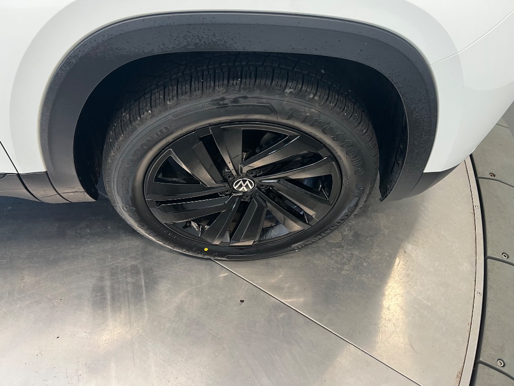 2022 Volkswagen Atlas Cross Sport SE w/Tech - Photo 16