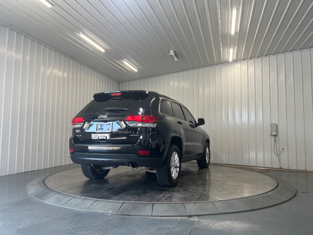 2021 Jeep Grand Cherokee Laredo E - Image 4