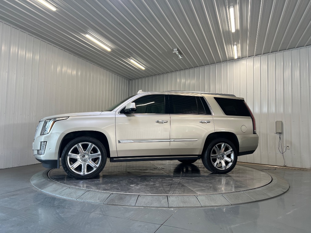 Photo 4 of 2017 Cadillac Escalade Premium Luxury