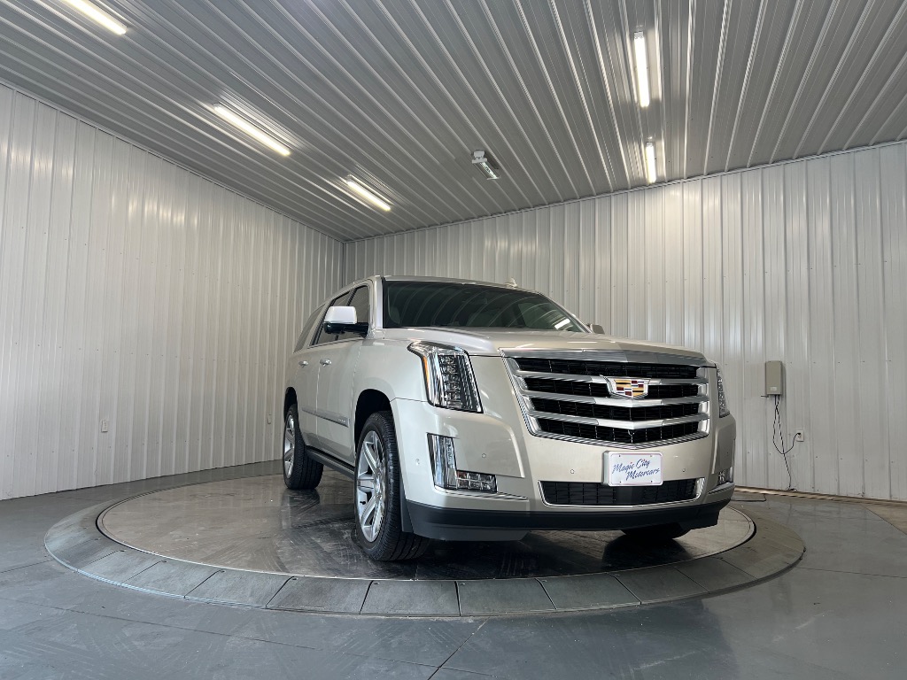 Photo 2 of 2017 Cadillac Escalade Premium Luxury