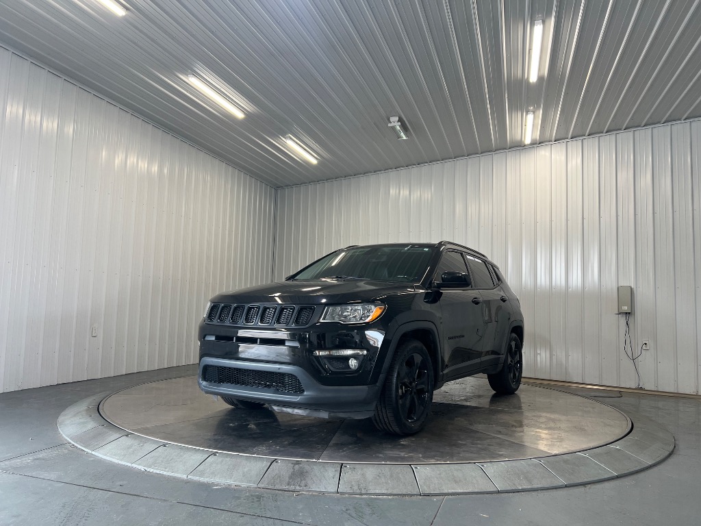 Photo 2 of 2019 Jeep Compass Altitude