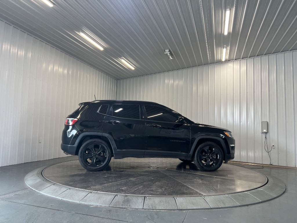 Photo 3 of 2019 Jeep Compass Altitude