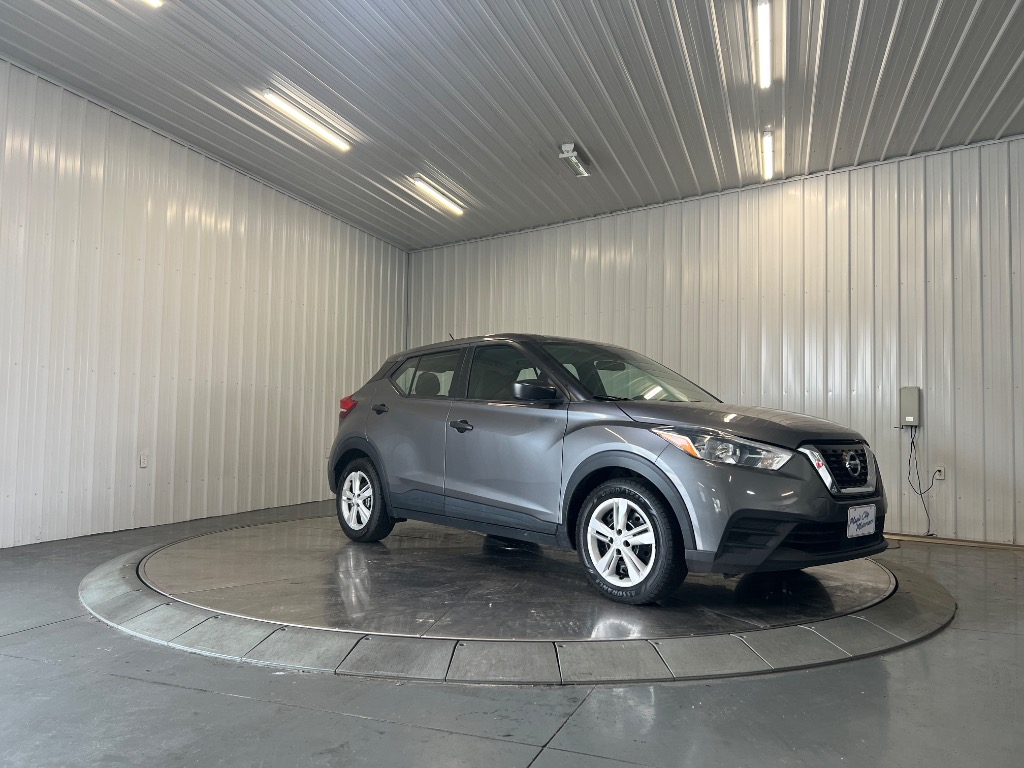 Photo 3 of 2020 Nissan Kicks S