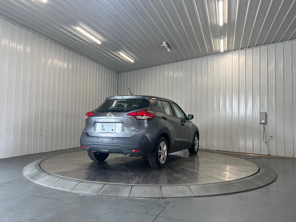 Photo 4 of 2020 Nissan Kicks S
