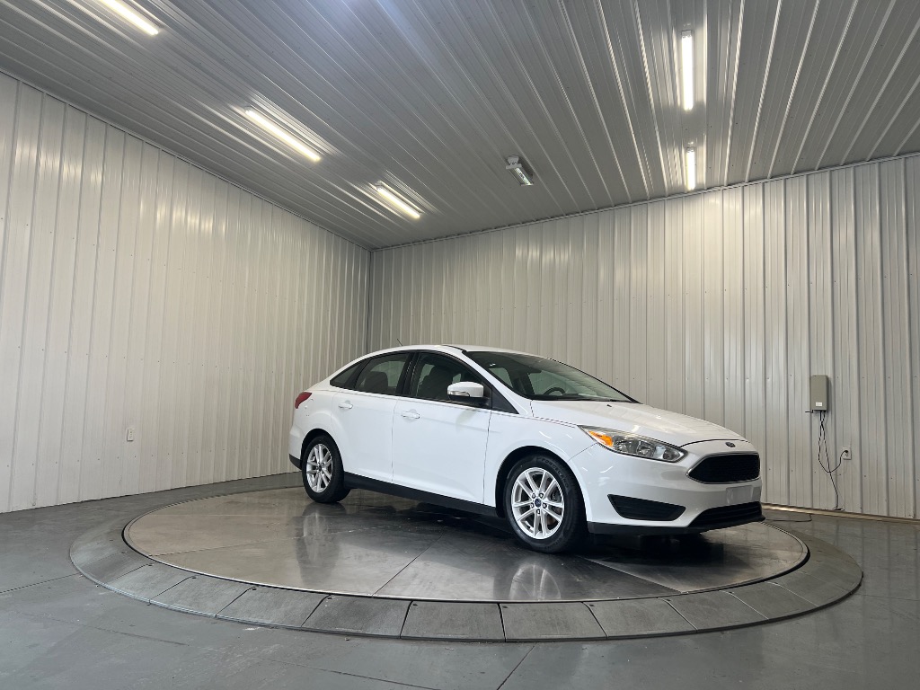 Photo 3 of 2016 Ford Focus SE