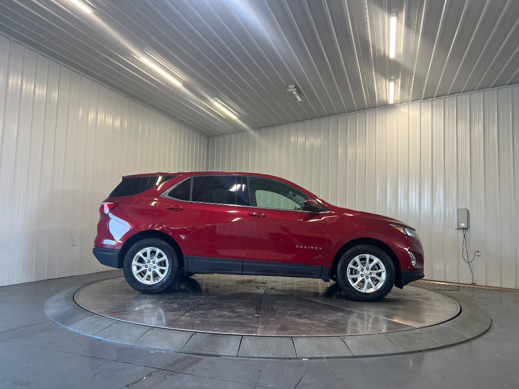 Photo 2 of 2020 Chevrolet Equinox LT