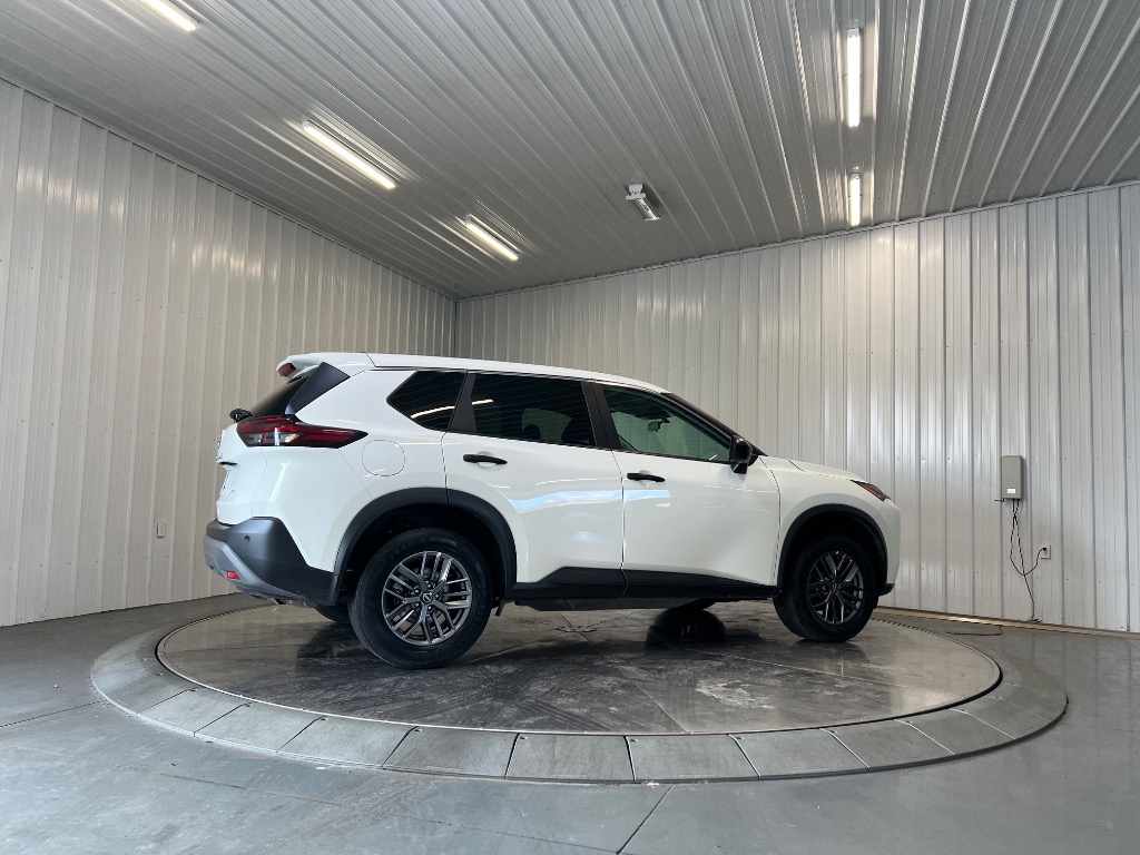 Photo 3 of 2023 Nissan Rogue S