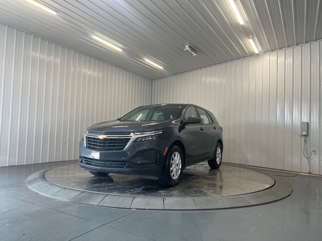 2022 Chevrolet Equinox LS - Main Image