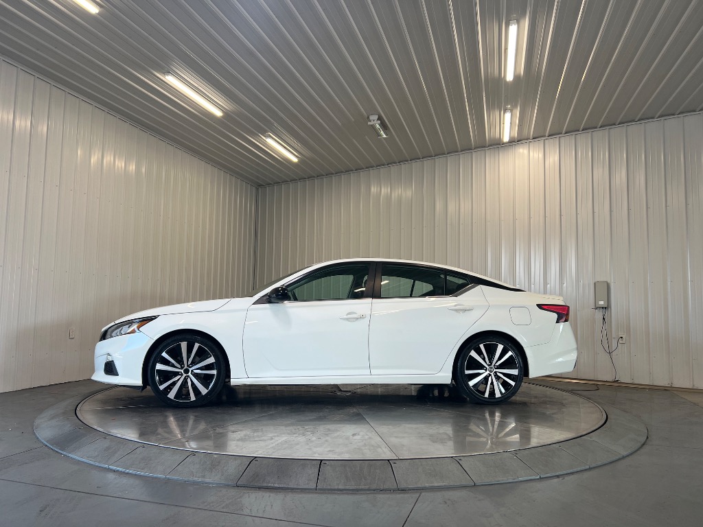 Photo 3 of 2019 Nissan Altima 2.5 SR