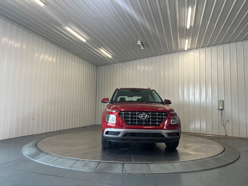 Photo 5 of 2025 Hyundai VENUE SEL