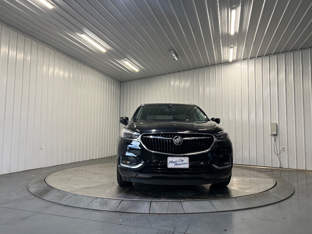 Photo 2 of 2018 Buick Enclave Essence