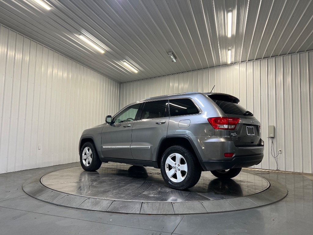 Photo 3 of 2012 Jeep Grand Cherokee Laredo