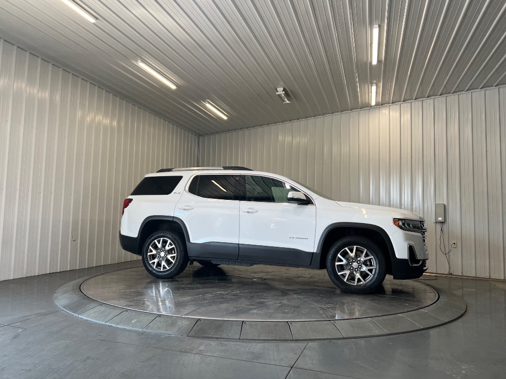 Photo 2 of 2023 GMC Acadia SLE