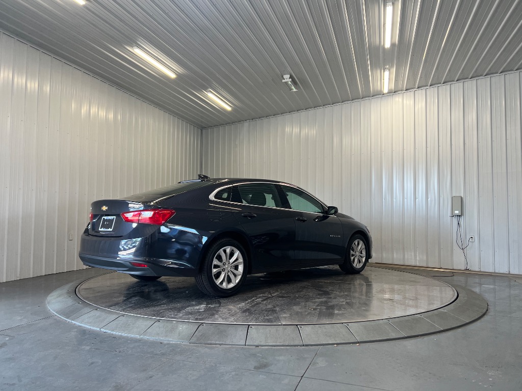 Photo 3 of 2023 Chevrolet Malibu LT