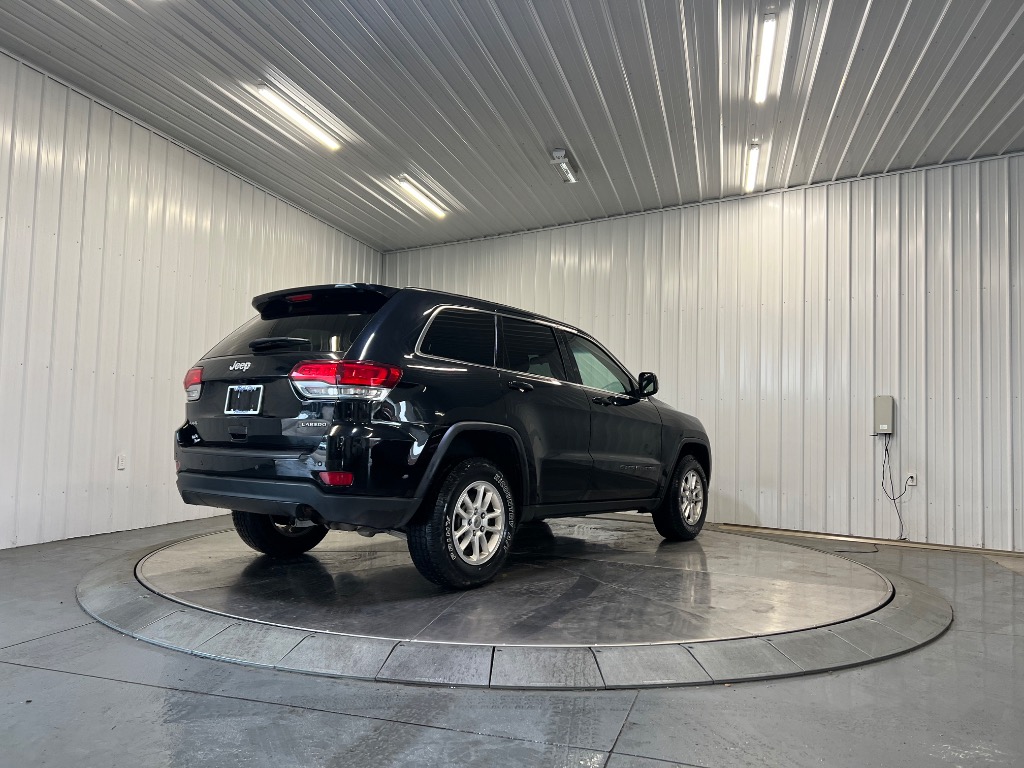 Photo 3 of 2020 Jeep Grand Cherokee Laredo