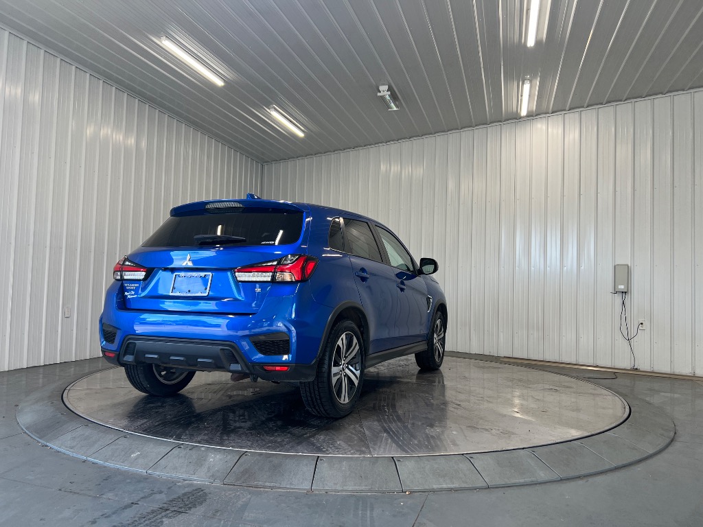 Photo 3 of 2024 Mitsubishi Outlander Sport ES