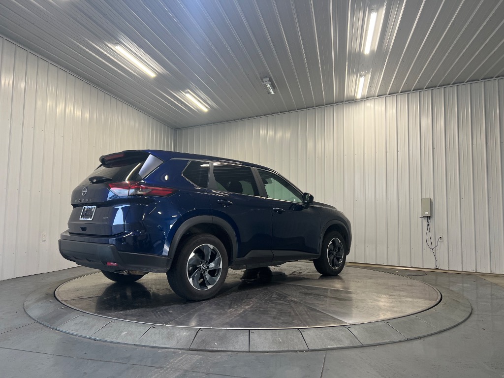 Photo 5 of 2025 Nissan Rogue SV