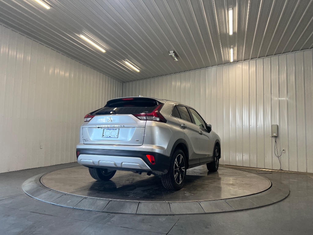 Photo 5 of 2024 Mitsubishi Eclipse Cross SE