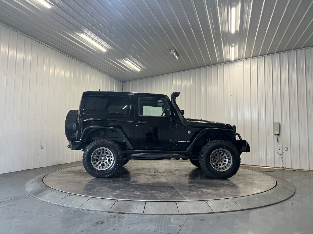 Photo 2 of 2013 Jeep Wrangler Rubicon