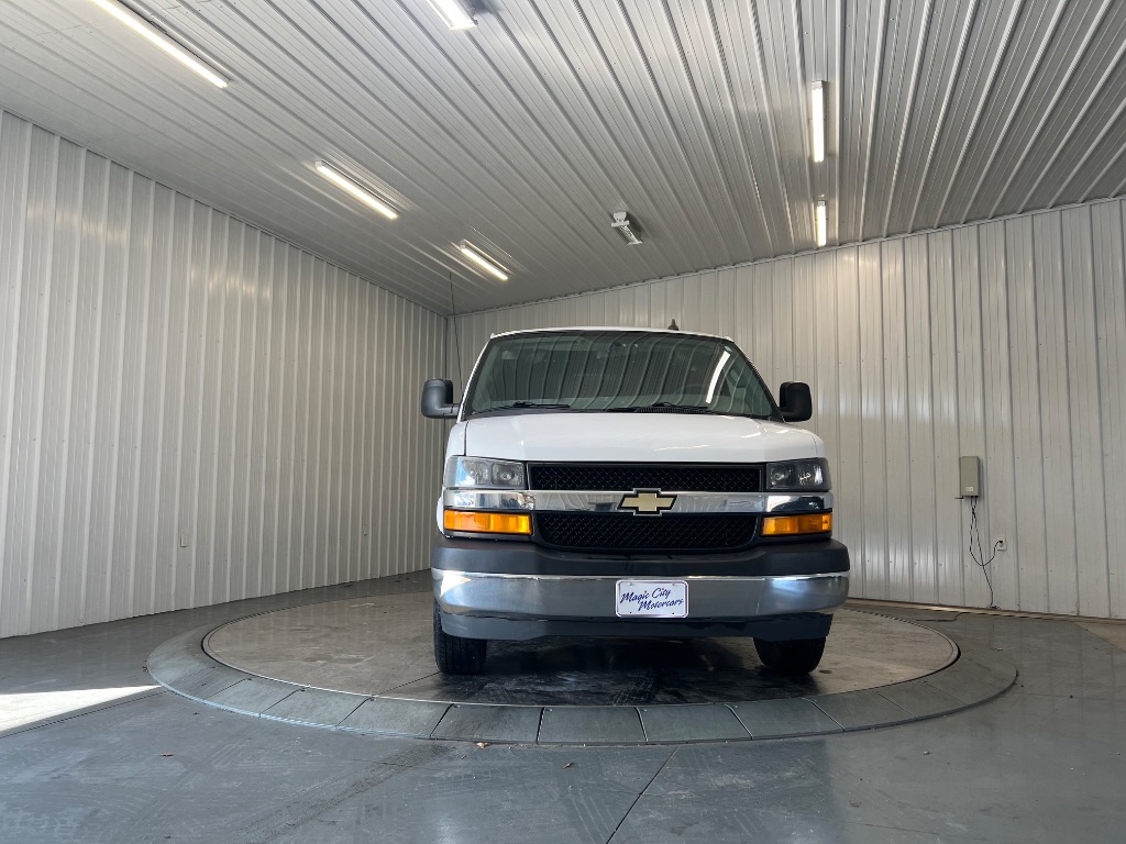 Photo 2 of 2021 Chevrolet Express 2500