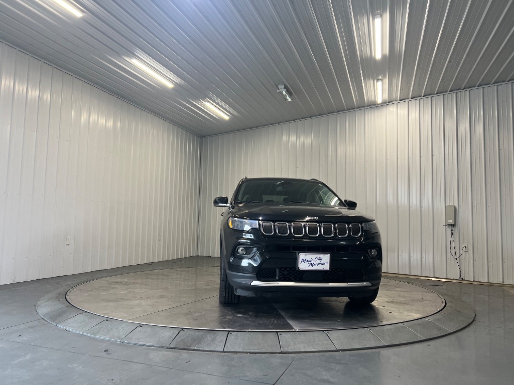 Photo 2 of 2022 Jeep Compass Limited