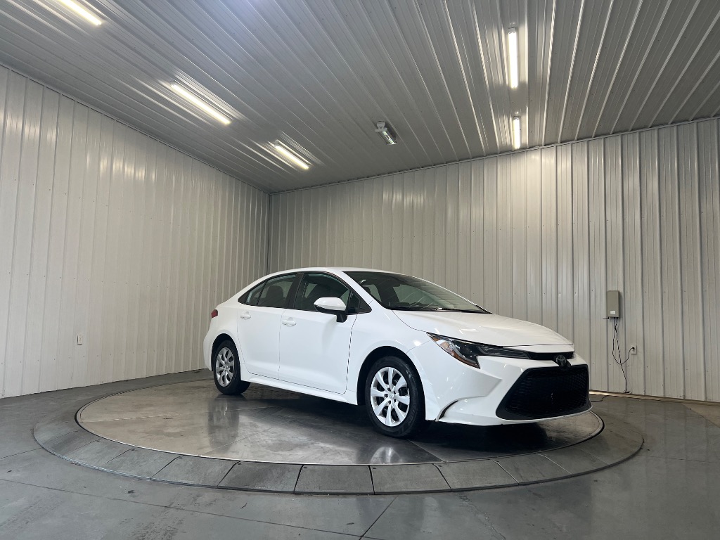 Photo 3 of 2021 Toyota Corolla LE