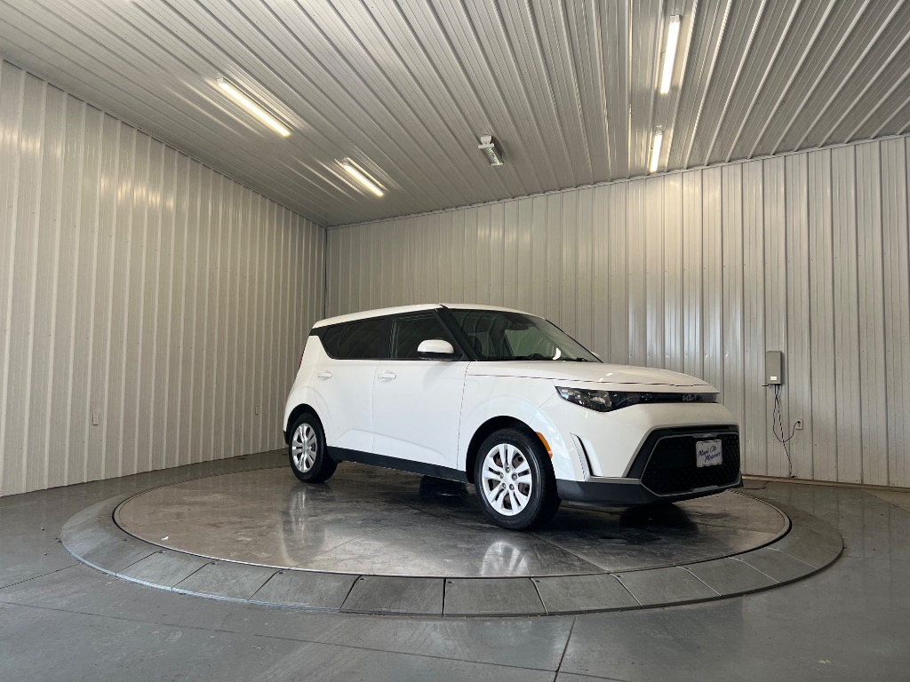 Photo 4 of 2024 Kia Soul LX