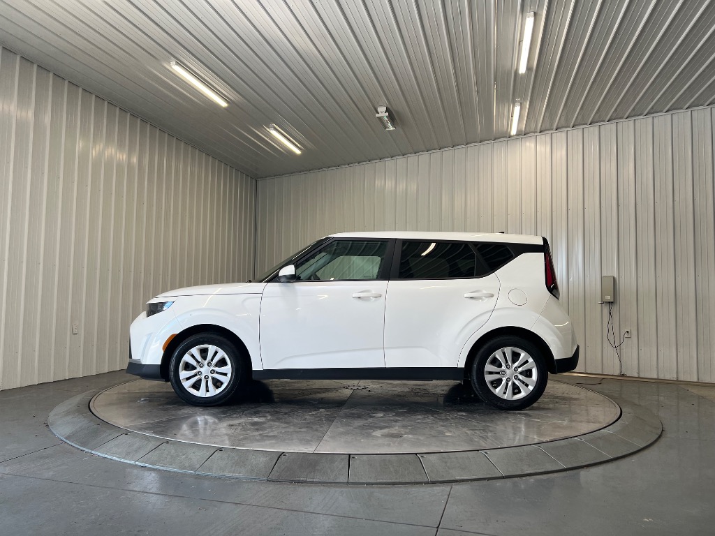 Photo 5 of 2024 Kia Soul LX