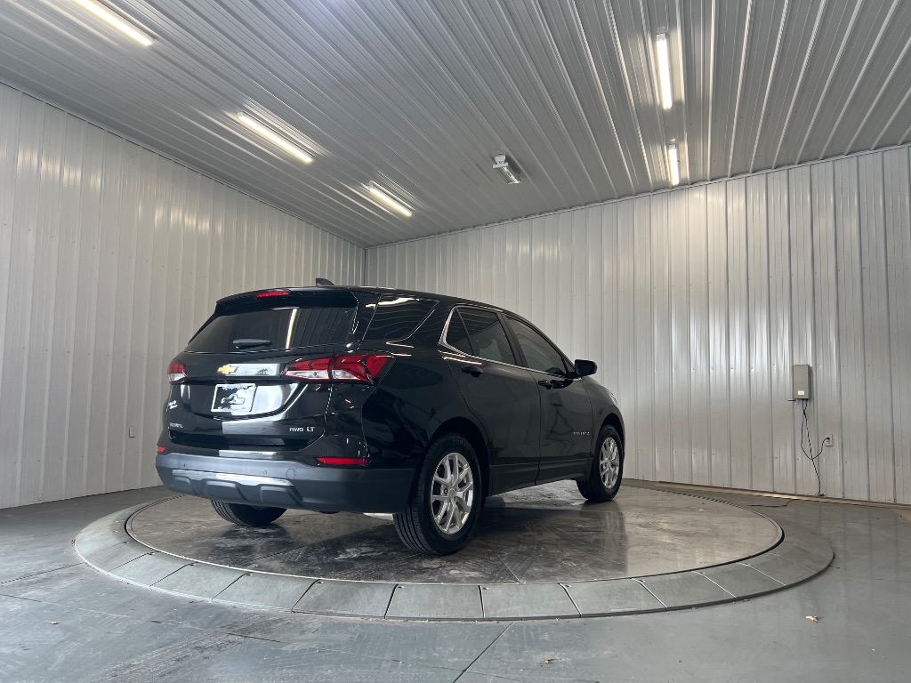 Photo 3 of 2024 Chevrolet Equinox LT