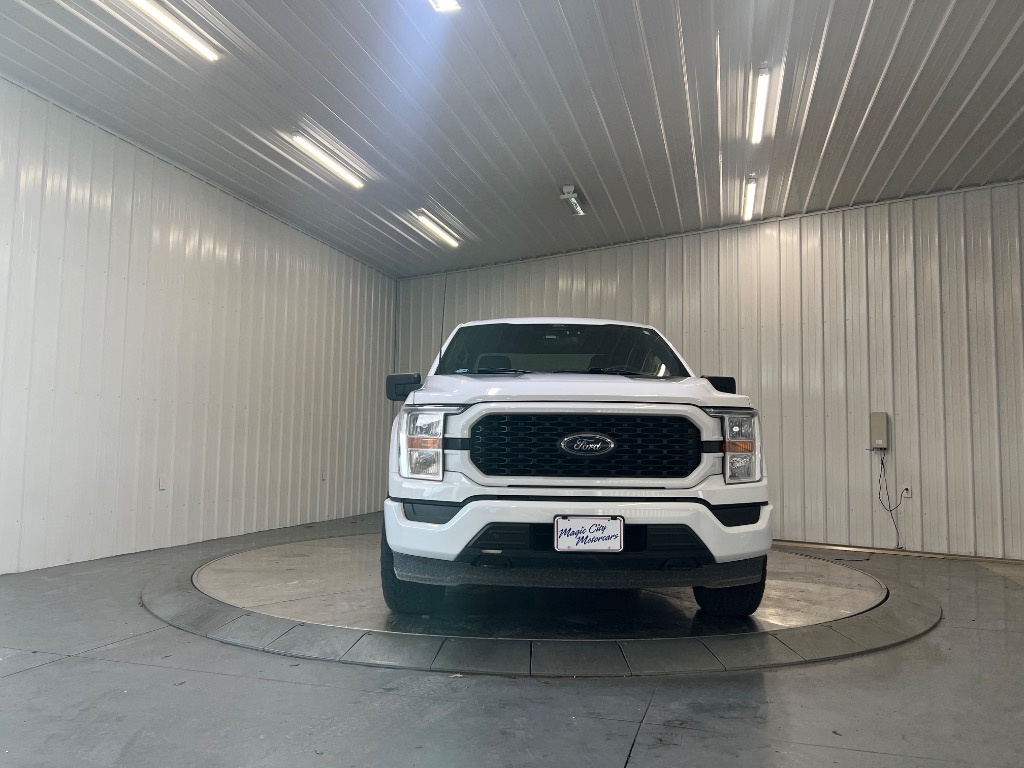 Photo 2 of 2022 Ford F-150 XL