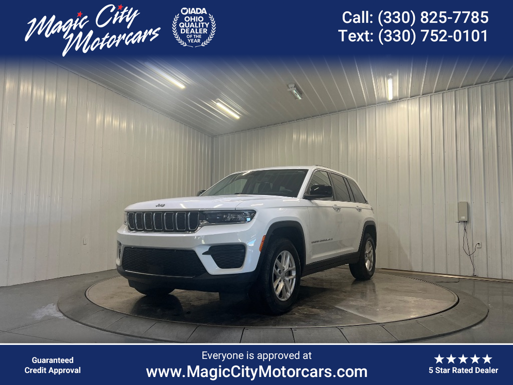 2023 Jeep Grand Cherokee Laredo