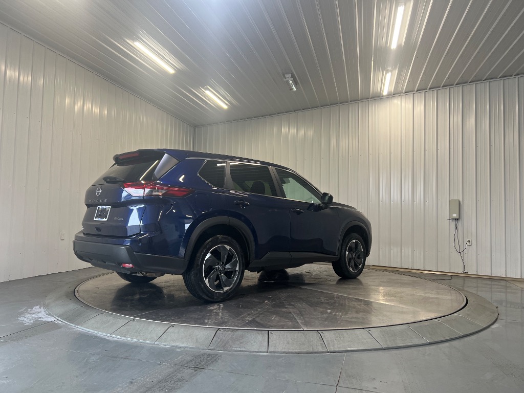 Photo 3 of 2024 Nissan Rogue SV