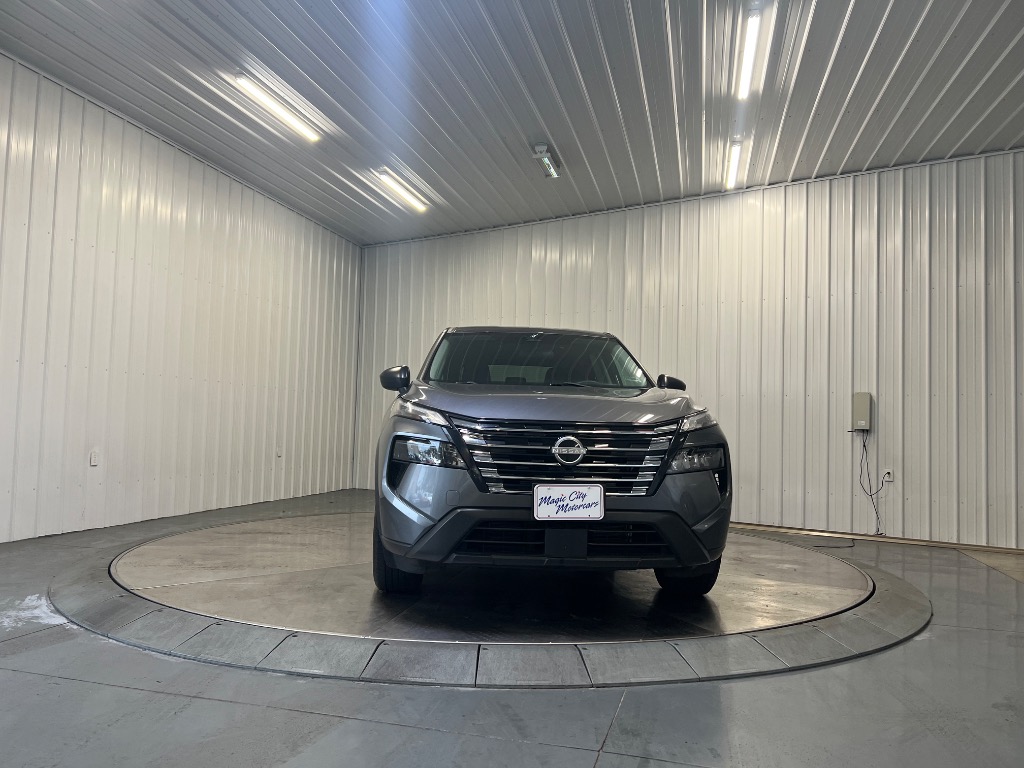 Photo 5 of 2024 Nissan Rogue S