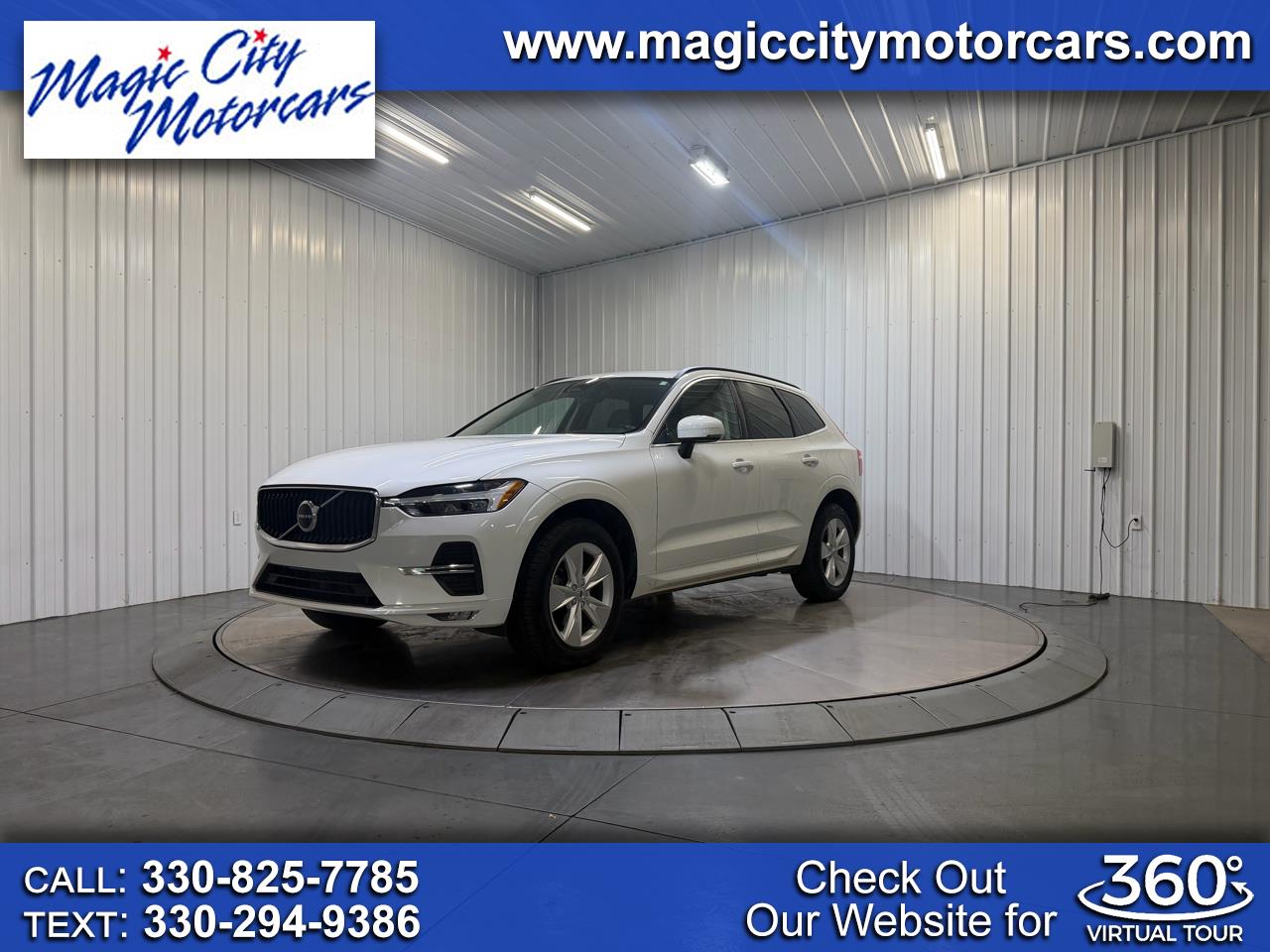 2022 Volvo XC60 Momentum's photo