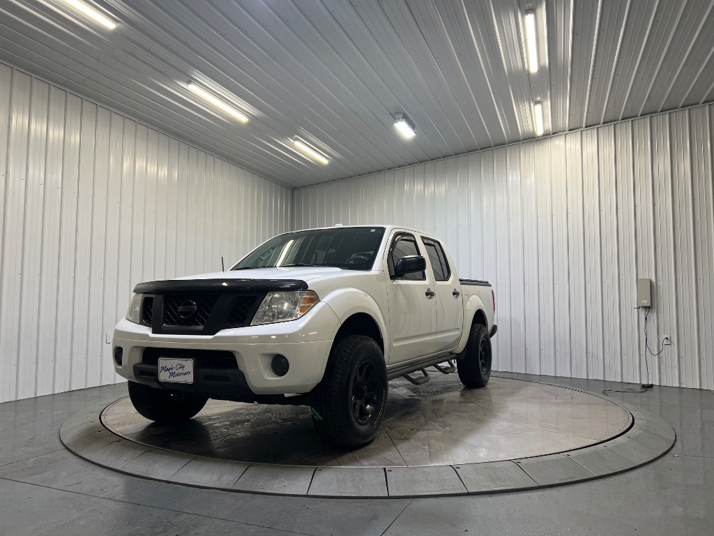 2014 Nissan Frontier S's photo