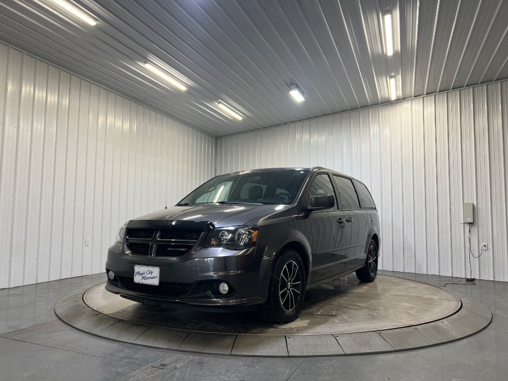 2016 Dodge Grand Caravan R/T