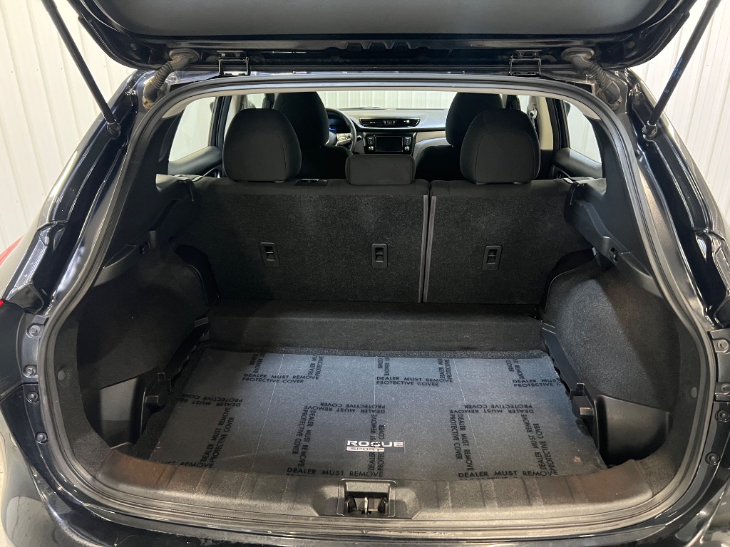 2022 Nissan Rogue Sport S - Photo 11