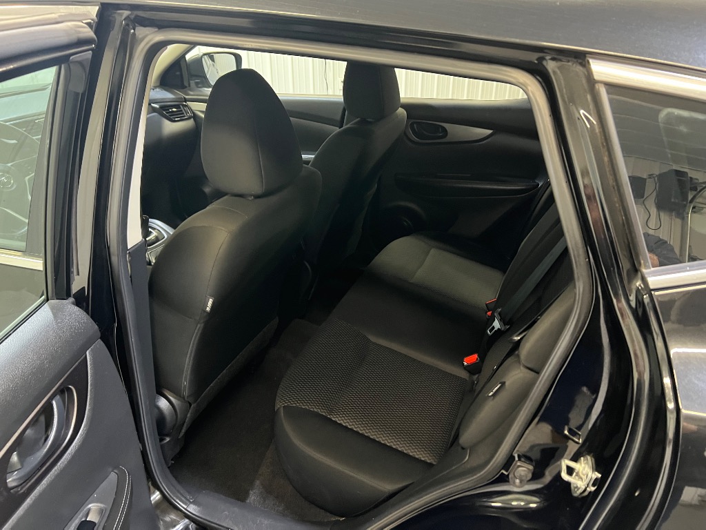 2022 Nissan Rogue Sport S - Photo 10